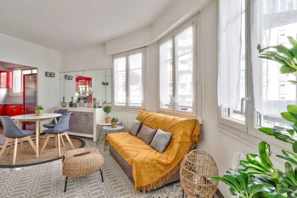 L29 Lenval Beach At 1Min Walk To Sea Front Ac Balcony Nice Exterior photo
